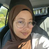 Yasmine - Prof de français - Rouen