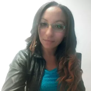 Stephanie - Profesor de estética - Bogotá