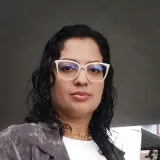 Gabriela - Prof de auxílio na redação de dissertações e teses - Salvador