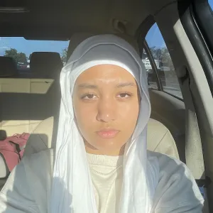 Mariyah - English tutor - North Bay