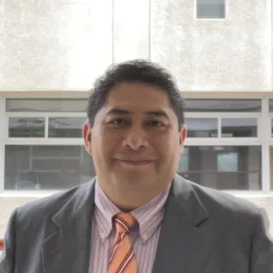 Eliseo - Profesor de enfermería - CDMX