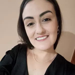 Carolina - Professor de reforço escolar - Poços de Caldas