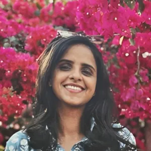 Yashika - Physics tutor - London