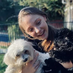 Mia - French tutor - Benowa