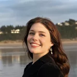 Chloe - Reading tutor - Albany