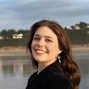 Chloe - Reading tutor - Albany