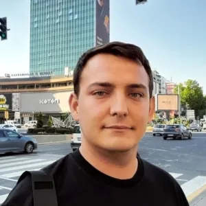 Mesut - Tarih öğretmeni - 
