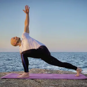 Johannes - Prof de yoga - Nice