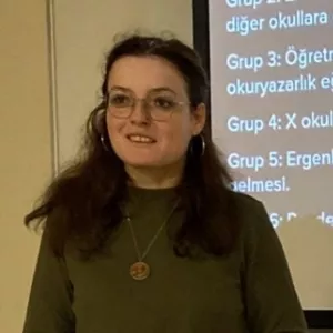 Semra - Eğitim koçu - İstanbul