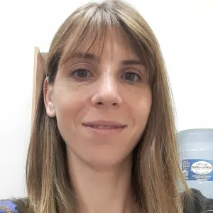 Laura - prof de Comunicación - Santa Fe de la Vera Cruz