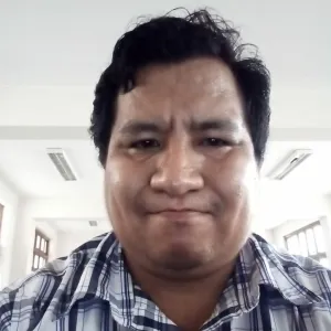 Jhonattan - Profe de lectura - Piura