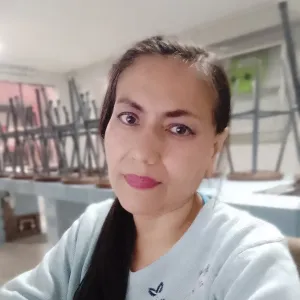 Siria - profesor de biología - Lima