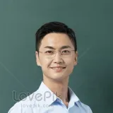 Daniel - Profe de economía - Lima