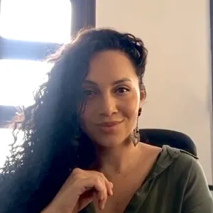 Gabriela - Prof de desenvolvimento pessoal - Morumbi