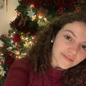 Chloé - Prof d'aide aux devoirs - Angers