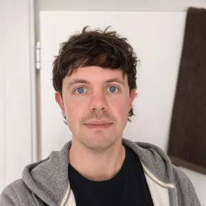 Lewis - French tutor - Glasgow