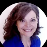 Pamela - Vinyasa yoga tutor - Spring