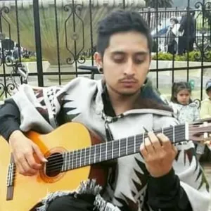 Daniel - Profesor guitarra criolla - Bogotá