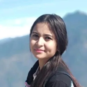 Shivani - Yoga instructor - Rishikesh