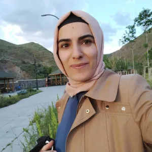 Zehra - Matematik öğretmeni - 