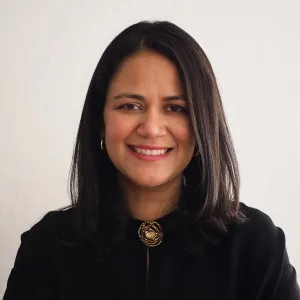 Jenny - Profesor de informática básica - Bogotá
