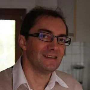 Philippe - Prof d'initiation informatique - Bézenet