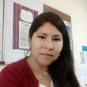 Lizet - prof de Química - Lima