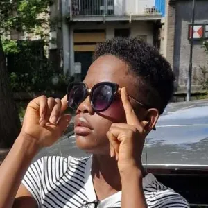 Kethy - Prof de maquillage - Manage