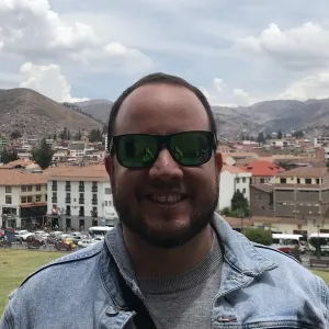 Emilio - prof de Ciencias sociales - Trujillo