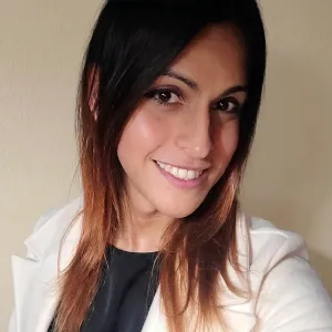 Naomi - Profesor de matemática - Santiago