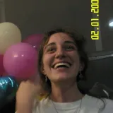 Clara - Profesor de literatura - Azadinos