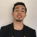 Matías - profesor de finanzas - Santiago