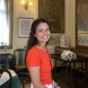 Leticia - Professor de matemática - Centro