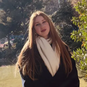 Lydia - tutor académico - Pamplona