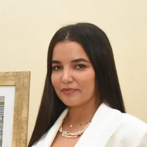 Aisha - Prof de maths - Rabat