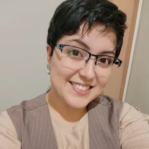 Lucero - Profesor de marketing - Piedras Negras