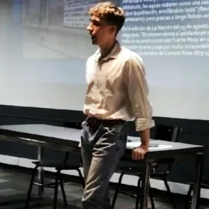 Tiago - Profesor historia - General Roca