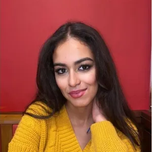 Dounia - Prof de SVT - 