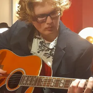 Tony - Prof de guitare - Gentilly