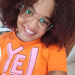 Maria Emília - Prof de tarologia - Salvador