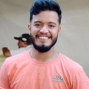 Igor - Prof de inglês - Alto