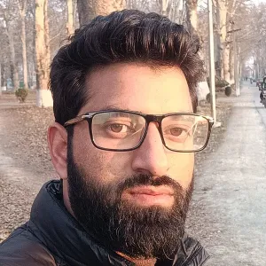 Zubair - Biology teacher - Kulgam
