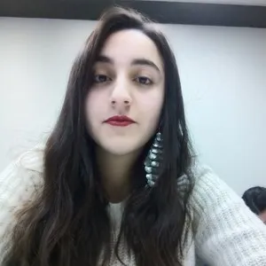 Bouchra - Prof de maths - Orléans