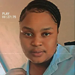 Nokuzola - Reading tutor - White River