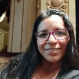 Lucrecia - profesor de canto - Barranco