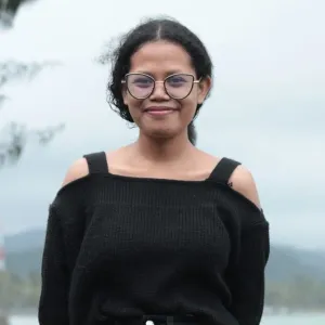Alvina - Guru matematika - Jayapura
