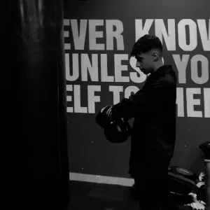 Sedat - Kick boks öğretmeni - 