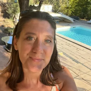 Cindy - Prof de développement personnel - Bagnols-en-Forêt