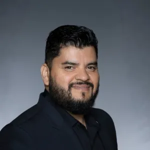 Jona - Profesor de desarrollo personal - Heredia