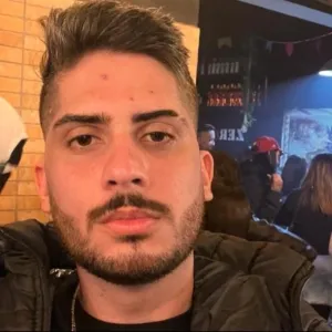 João - Professor de inglês - São Paulo